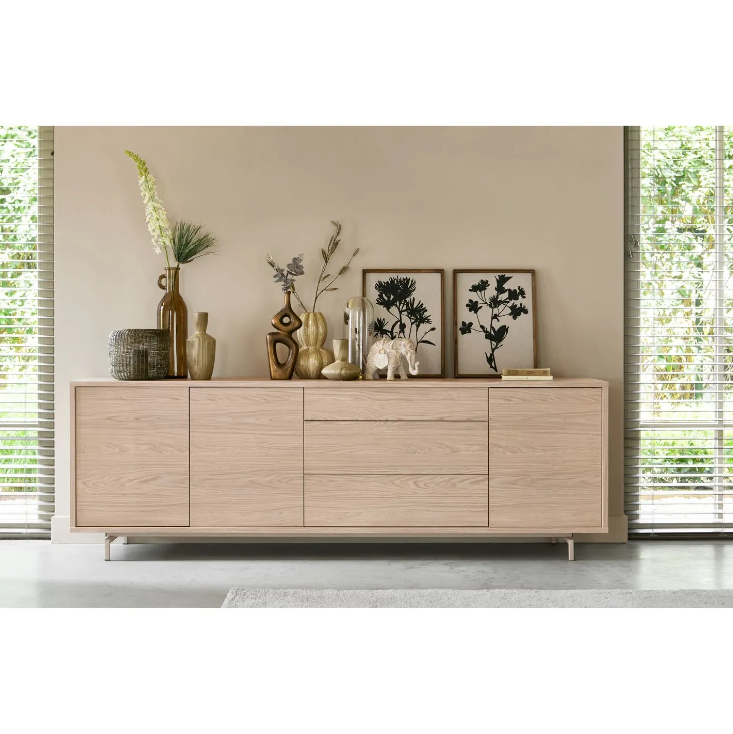 Dressoir Famosa 76x228x45 cm bruin